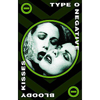 Type O Negative textilný banner PES 70cm x 106cm, Bloody Kisses